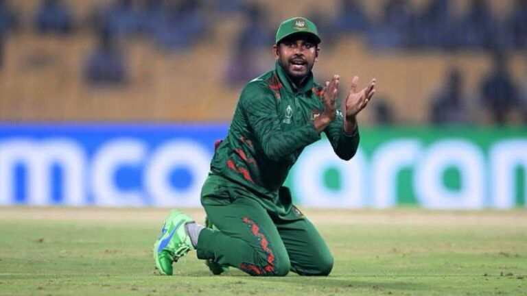 Mehidy Hasan Miraz’s Bold Gesture: Calls Back Batter After Timed-Out Controversy in BPL