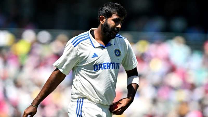 Jasprit Bumrah Exits SCG Test Midway: Injury Concerns Loom 1 Jasprit Bumrah Exits SCG Test Midway: Injury Concerns Loom