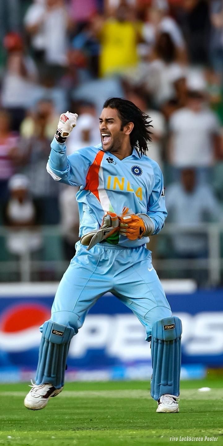 Top 10 Most Popular Cricketers of All Time: Legends Who Shaped the Game 4 MS Dhon